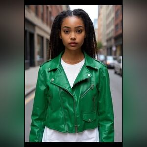 DAISY Green  Jacket  POLYESTER/ PU  SIZE LARGE  NEW NO TAG